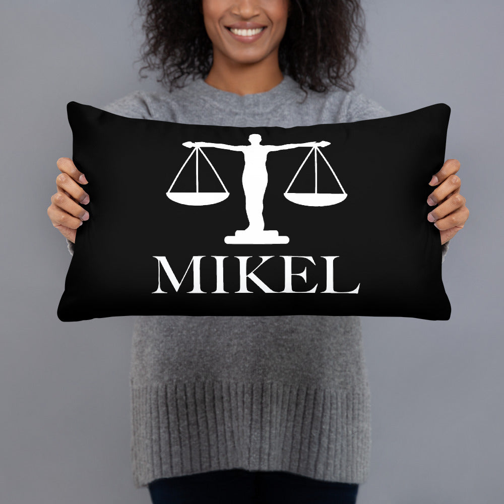 MiKEL Blk/W Basic Pillow